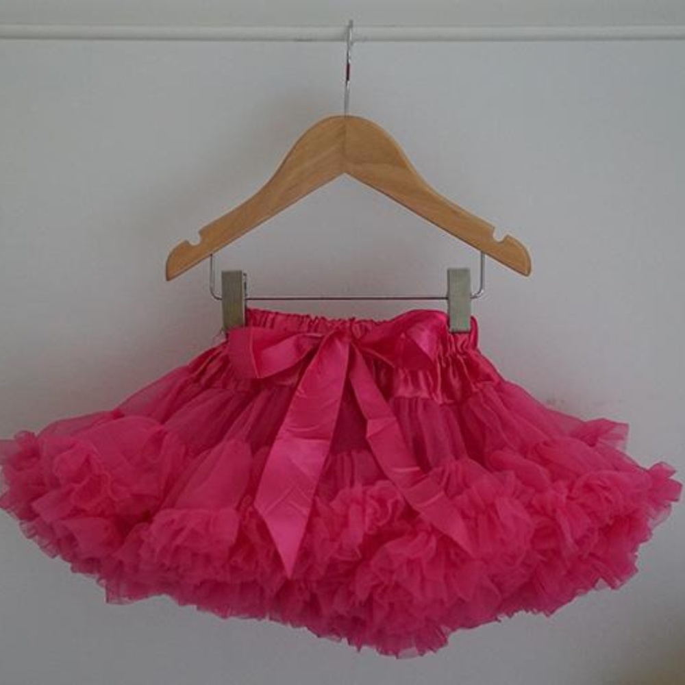 HOT PINK TUTU